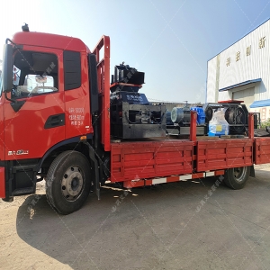 2PG1510大型液壓對輥制砂機-液壓對輥破碎機發(fā)貨圖片