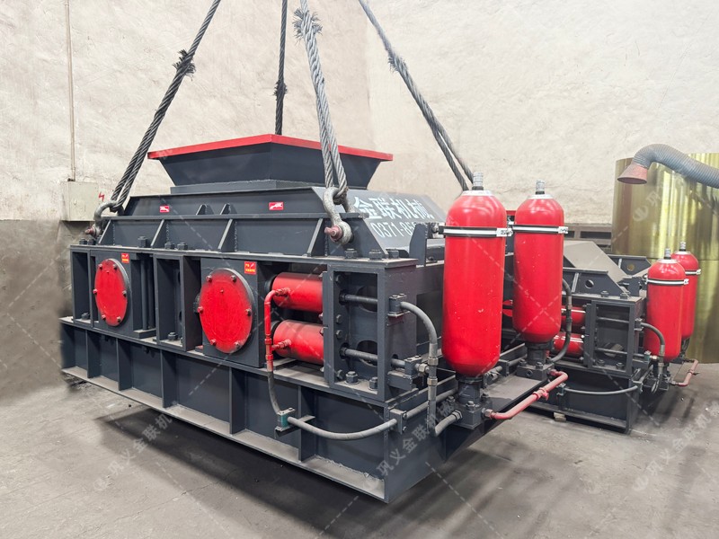 安山巖制砂機(jī)-安山巖打砂設(shè)備價格優(yōu)惠-出粒可調(diào)節(jié)-使用壽命長